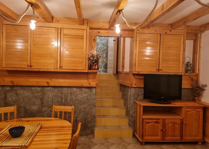 Mountain House Mijatovic Feriehus *